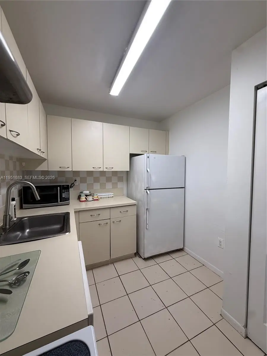 10431 N Kendall Dr #D104, Miami, FL 33176 - Image #2