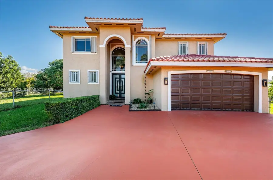 19520 SW 206th St, Miami, FL 33187 - Image #3