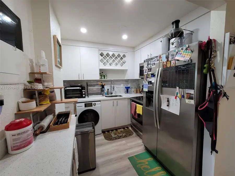 9320 Fontainebleau Blvd #510, Miami, FL 33172 - Image #3