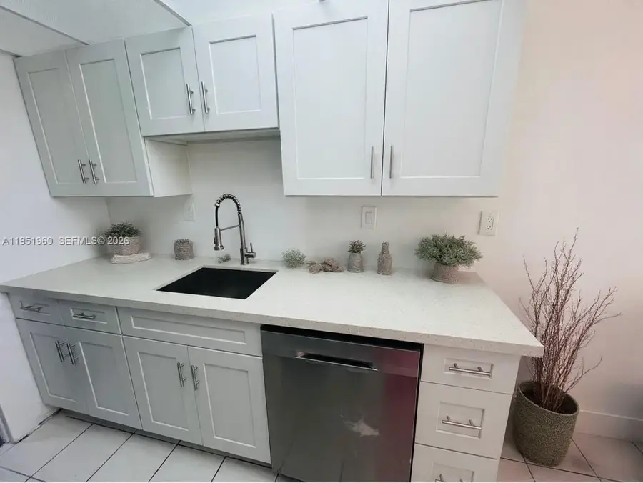 3070 NW 48th Ter #413, Lauderdale Lakes, FL 33313 - #3