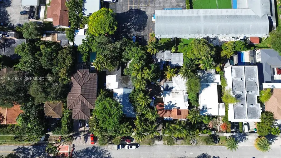 2256 SW 16th Ct, Miami, FL 33145 - Image #3