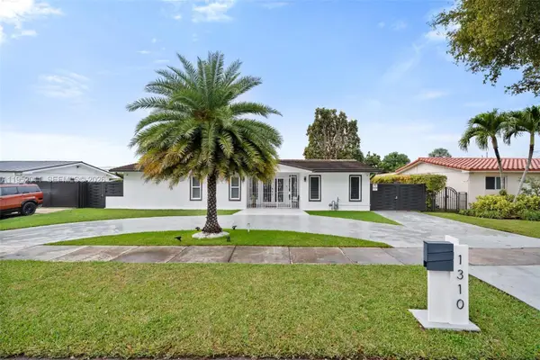 1310 SW 78th Ave, Miami, FL 33144