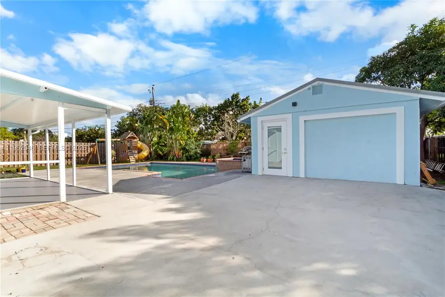 230 NW 39th Ct, Deerfield Beach, FL 33064 - #2