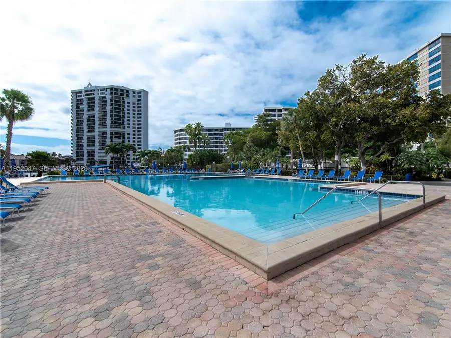 2500 Parkview Dr #2312, Hallandale Beach, FL 33009 - Image #2