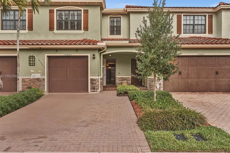 10865 NW 72nd Pl, Parkland, FL 33076 - Image #2