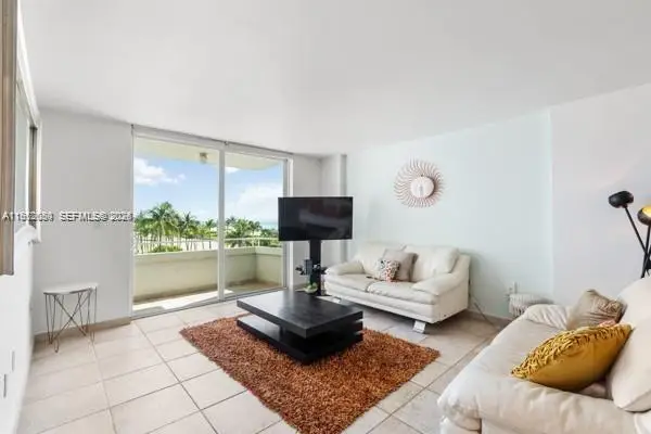 465 Ocean Dr #524, Miami Beach, FL 33139 - #3