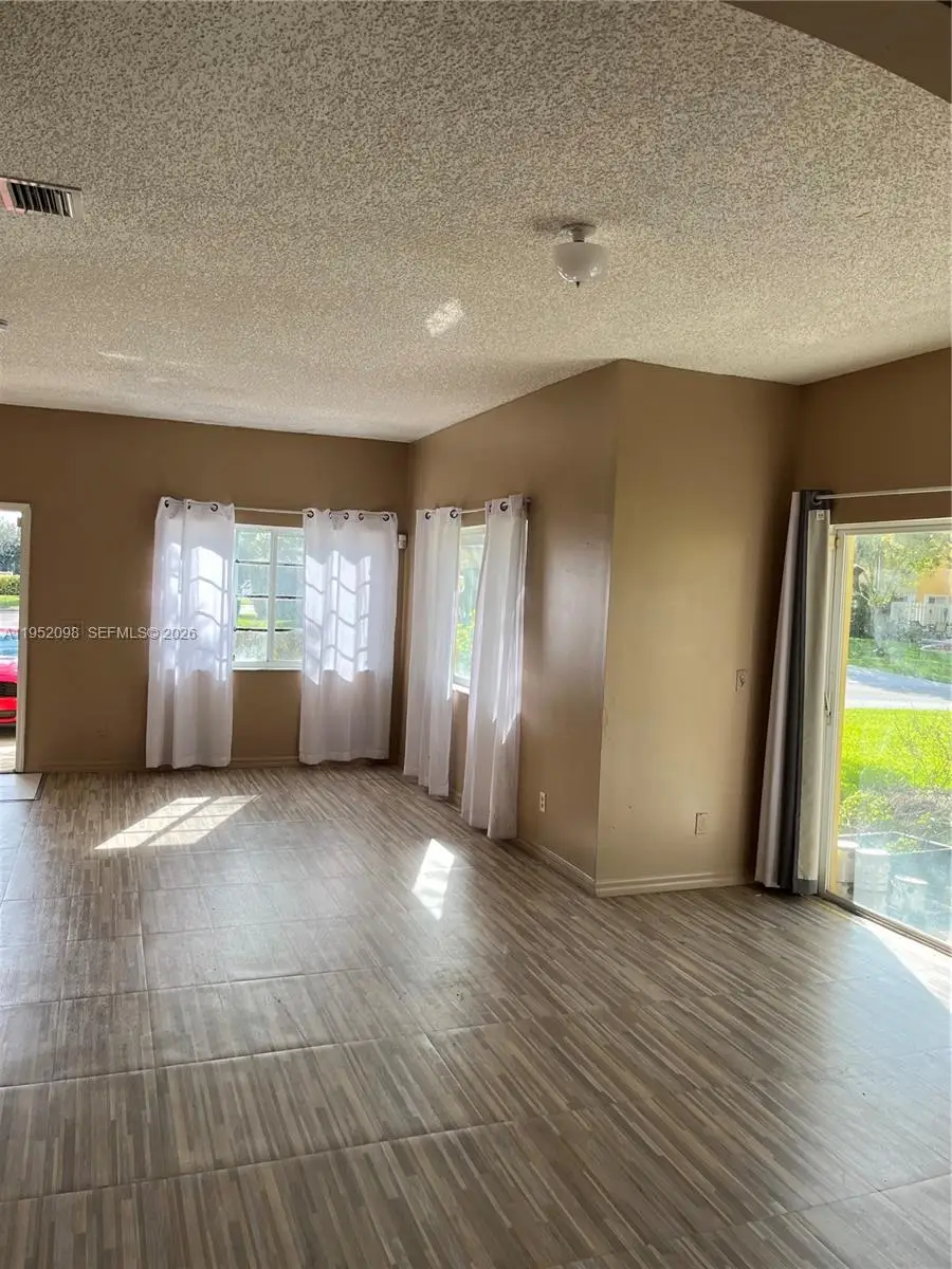 10161 SW 21st St, Miramar, FL 33025 - Image #3