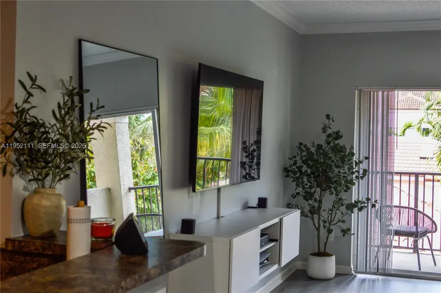 5840 W Sample Rd #305, Coral Springs, FL 33067 - Image #2