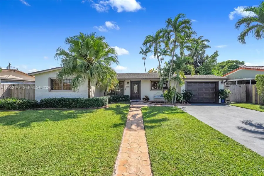 1300 W 77th St, Hialeah, FL 33014 - #2