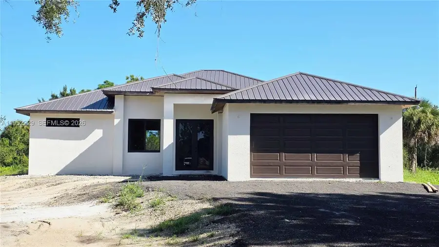 421 Bald Cypress Ave, Clewiston, FL 33440 - #3