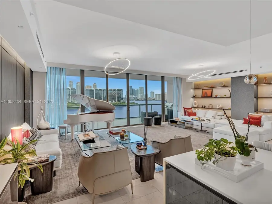 3300 NE 188th St #718, Aventura, FL 33180 - #3