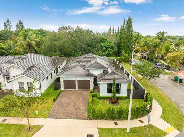 19410 SW 124th Ct, Miami, FL 33177