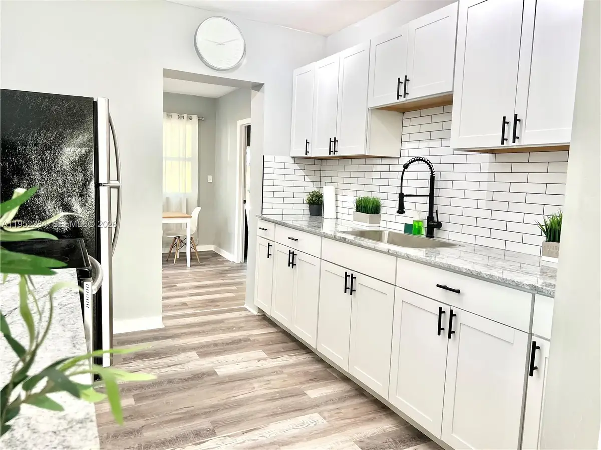 436 NW 15th Ave, Fort Lauderdale, FL 33311 - Image #1