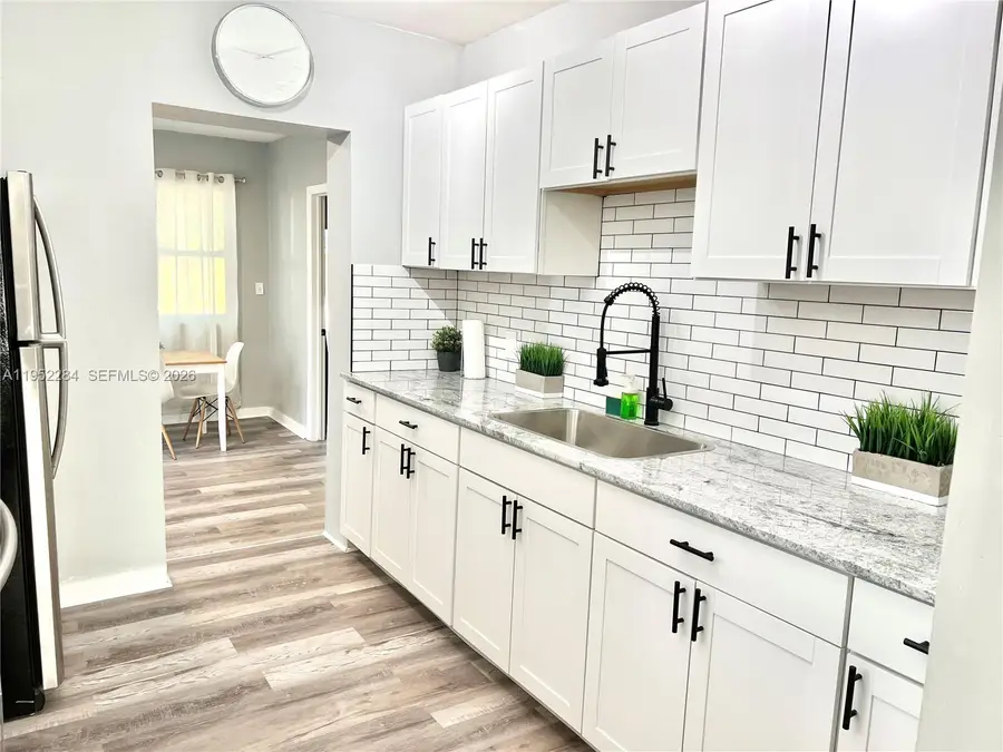 436 NW 15th Ave, Fort Lauderdale, FL 33311 - Image #2