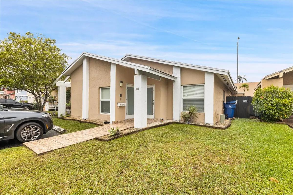 Address Withheld By Seller, Miami, FL 33172 - Image #1