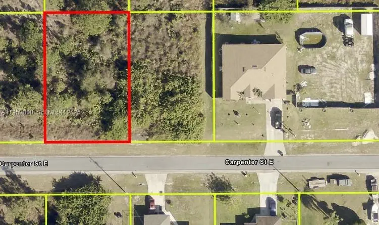 859 Carpenter St E, Lehigh Acres, FL 33974 - Image #2
