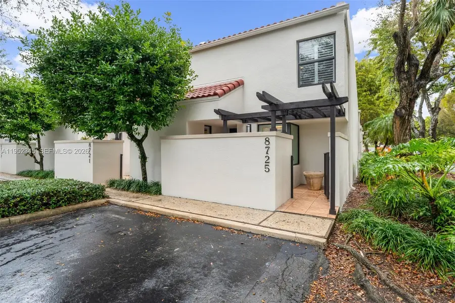 8725 SW 81st Ct, Miami, FL 33143 - #2