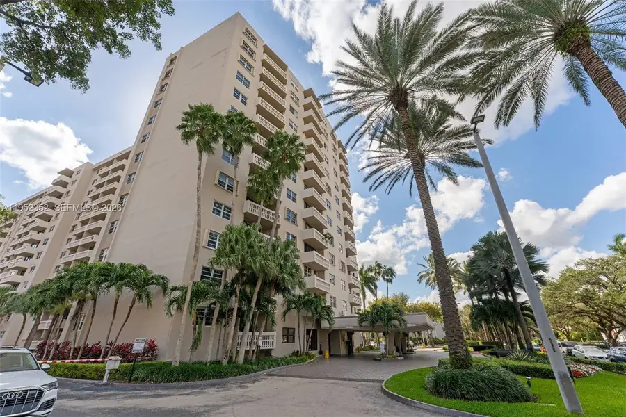 90 Edgewater Drive #1120, Coral Gables, FL 33133 - Image #2