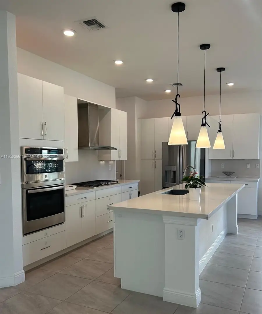 12160 N Baypoint Cir, Parkland, FL 33076 - Image #3