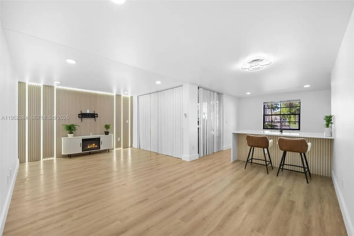 3545 Magellan Cir #351-5, Aventura, FL 33180 - #1