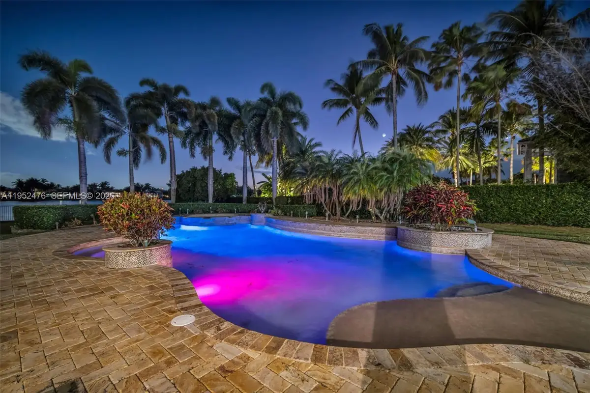 10792 Pine Lodge Trl, Davie, FL 33328 - Image #1