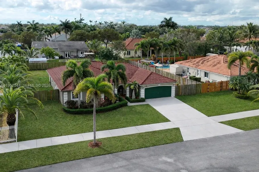 13220 SW 205th Ln, Miami, FL 33177 - Image #3