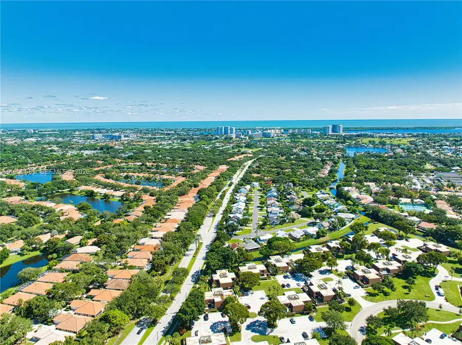 1419 14th Ct, Palm Beach Gardens, FL 33410 - #2