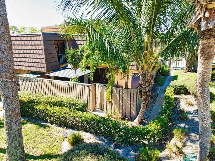 1419 14th Ct, Palm Beach Gardens, FL 33410 - #3