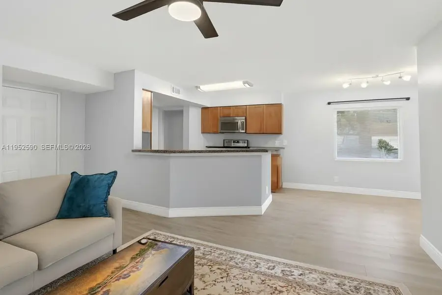 9999 Summerbreeze Dr #401, Sunrise, FL 33322 - Image #3