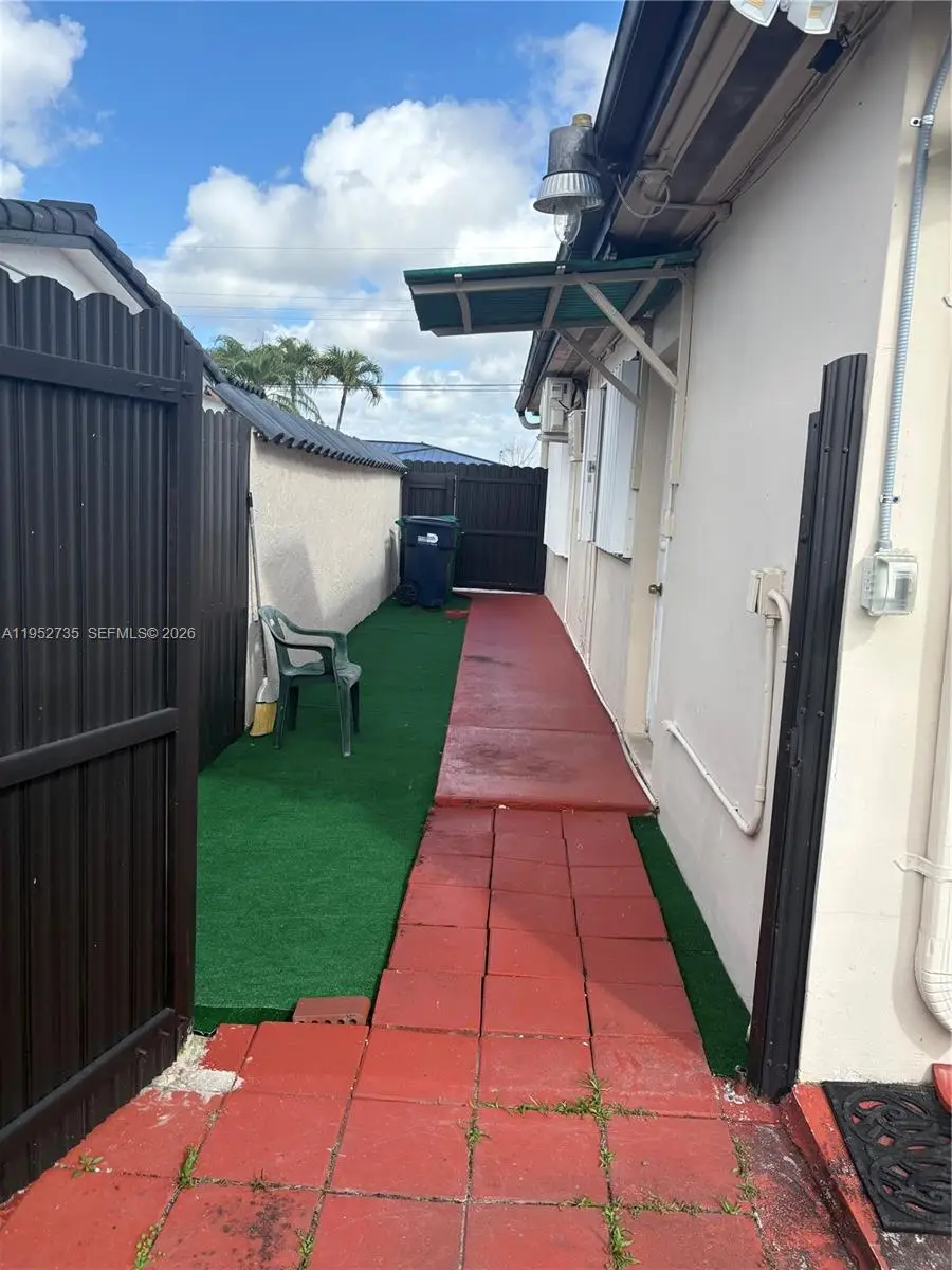 9820 SW 12th Ter, Miami, FL 33174 - Image #3