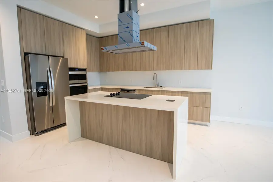 3374 Day Ave #B, Miami, FL 33133 - Image #2