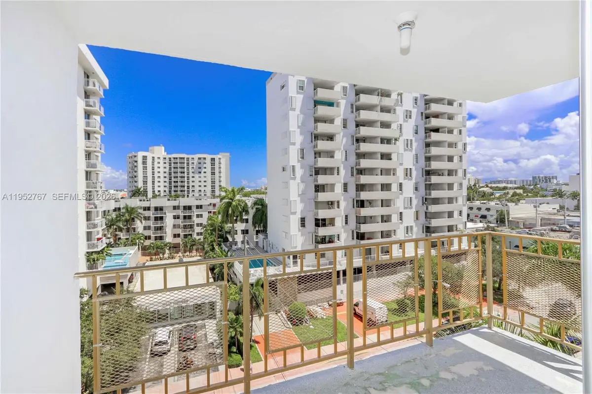 1340 Lincoln Rd #708, Miami Beach, FL 33139 - Image #1