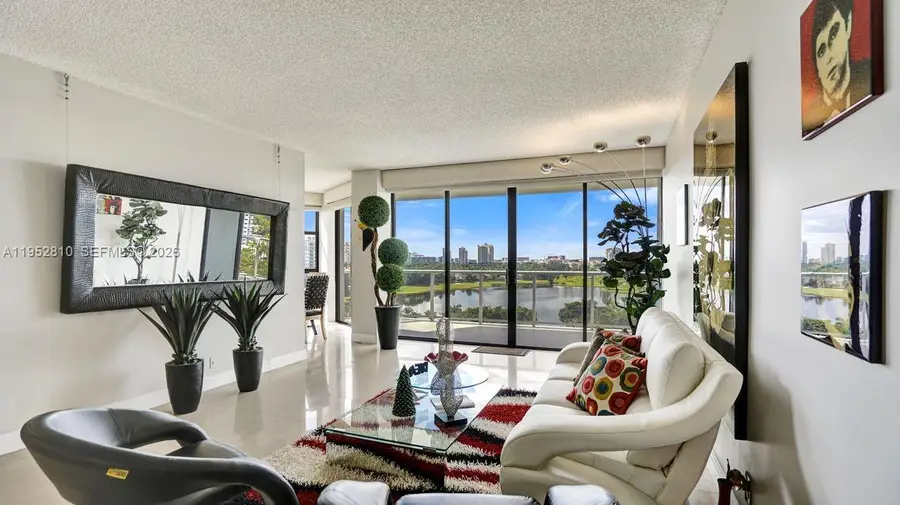 20281 E Country Club Dr #809, Aventura, FL 33180 - Image #3