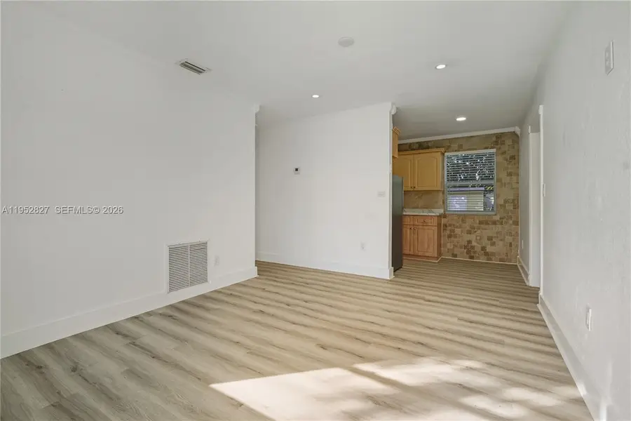 881 NW 34th Ave, Lauderhill, FL 33311 - Image #3