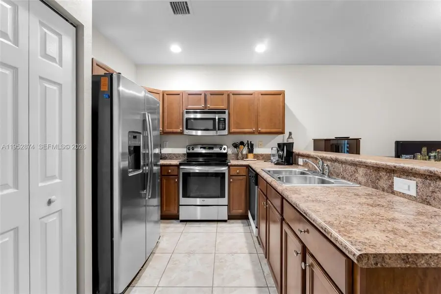 3213 SE 7th Ct, Homestead, FL 33033 - #2