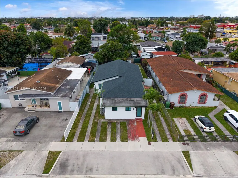 458 E 20th St, Hialeah, FL 33013 - #2