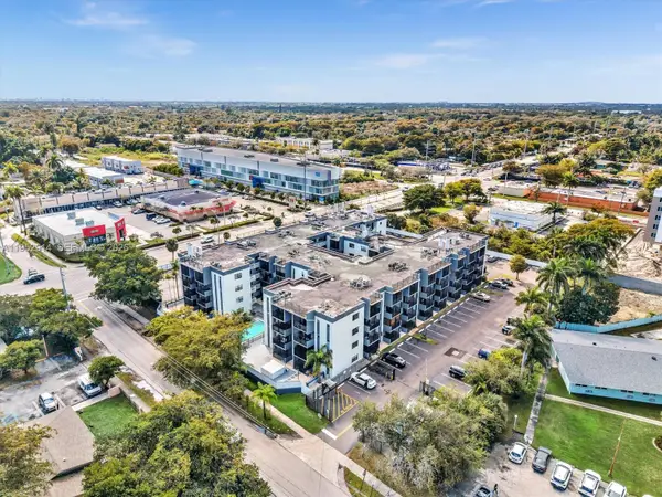 13500 NE 3rd Ct #121, North Miami, FL 33161