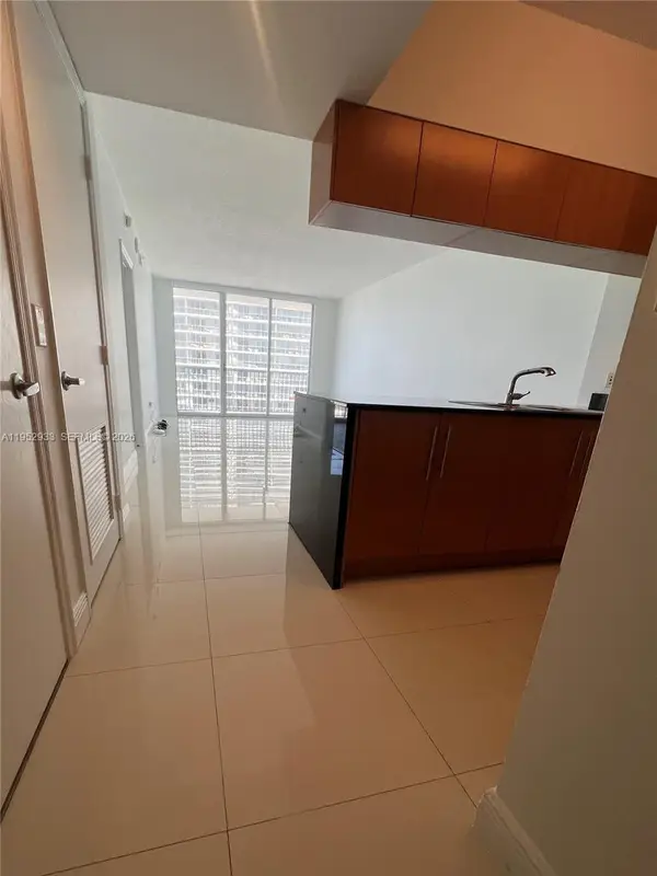 1750 N Bayshore Dr #4409, Miami, FL 33132