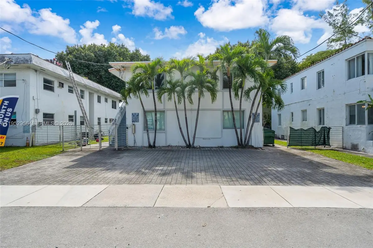 560 NE 63rd St, Miami, FL 33138 - Image #1