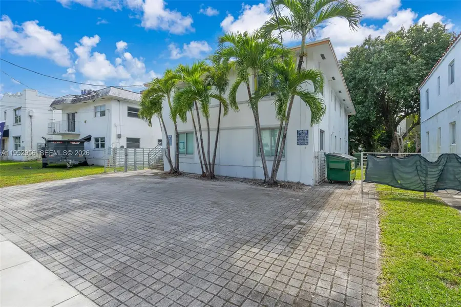 560 NE 63rd St, Miami, FL 33138 - Image #3