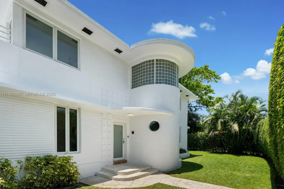 4580 Post Ave, Miami Beach, FL 33140 - Image #1
