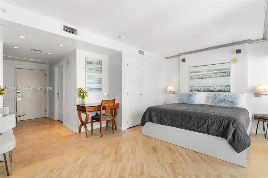 101 Ocean Dr #704, Miami Beach, FL 33139 - Image #2