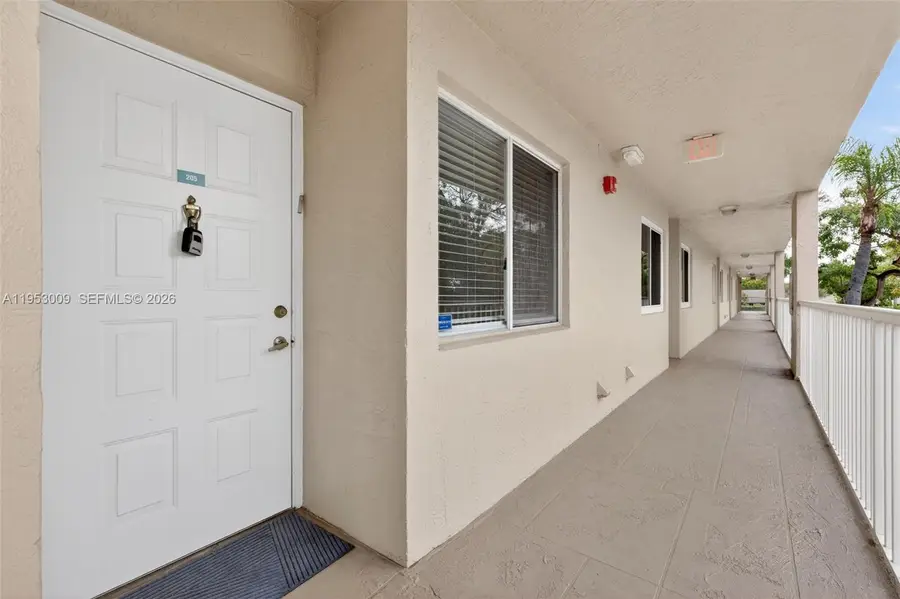 9525 Weldon Cir #H205, Tamarac, FL 33321 - Image #2