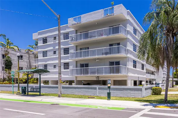 3527 NE 168th St #309, North Miami Beach, FL 33160