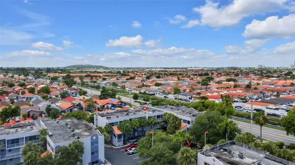 2780 W 76th St #203, Hialeah, FL 33016