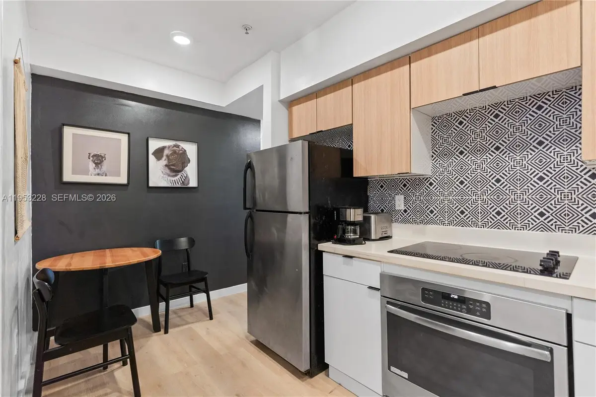 810 7th St #102, Miami Beach, FL 33139 - Image #1