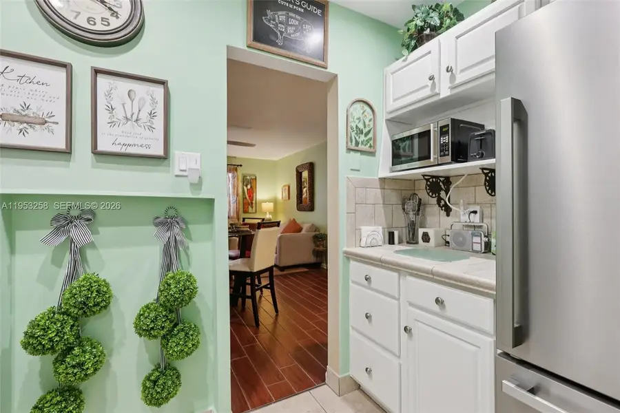 6260 NE 18th Ave #823, Fort Lauderdale, FL 33334 - Image #2