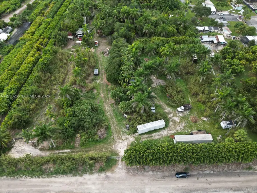 15805 SW 197th Ave, Miami, FL 33187 - Image #3