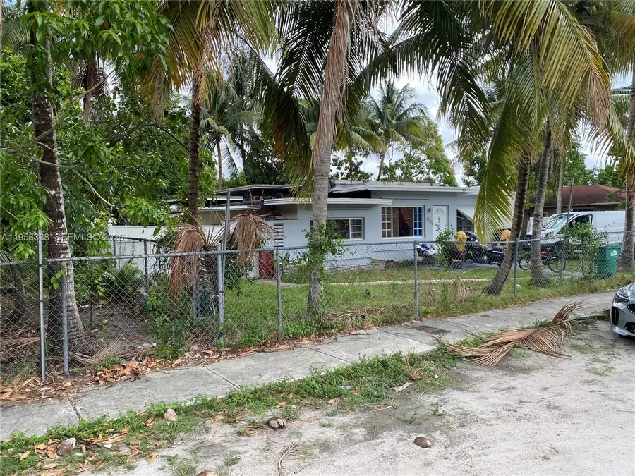 1455 NW 112th St, Miami, FL 33167 - #3