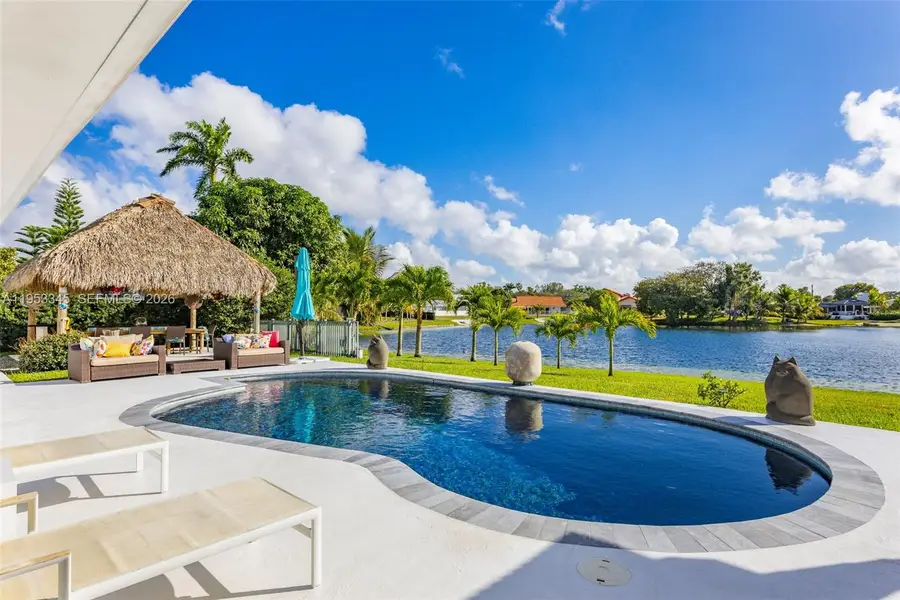 6830 Winged Foot Dr, Hialeah, FL 33015 - #2